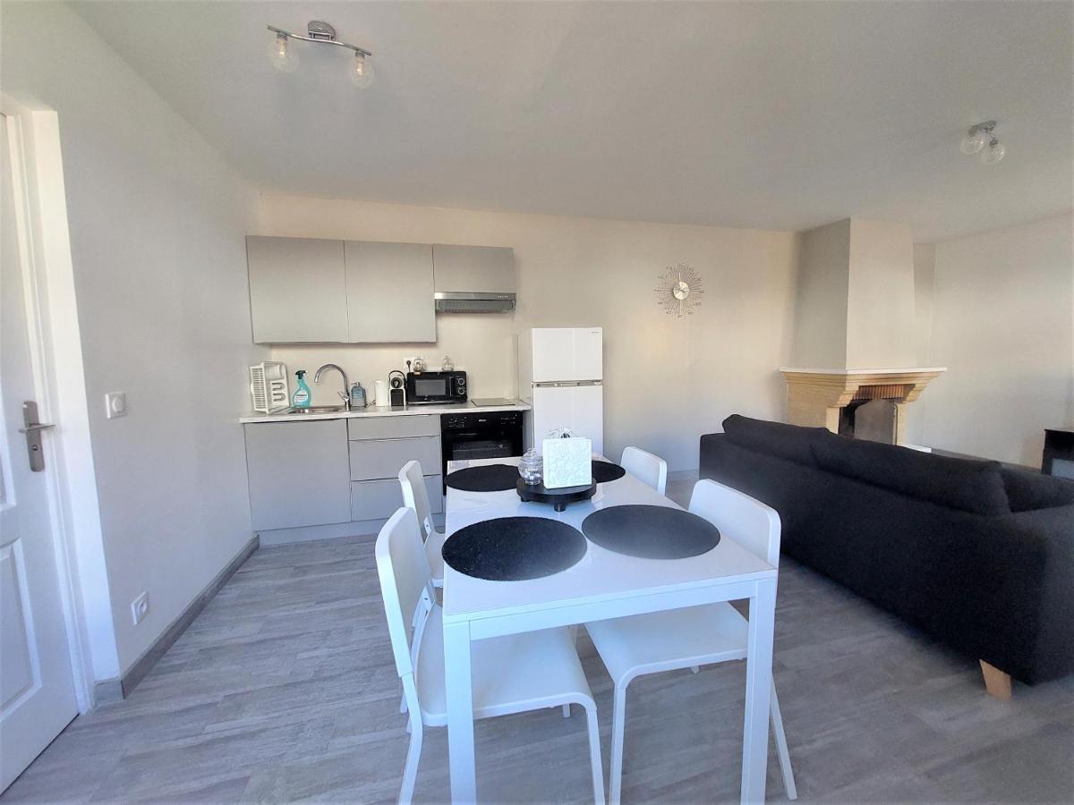 Charmante Maison Cosy T2 Avec Terrasse Apartamento Tremblay-en-France Exterior foto